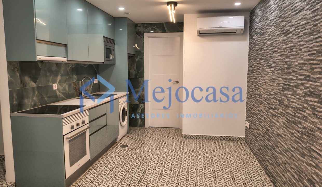 100078-03 Oportunidad de inversión o primera vivienda en La Latina.