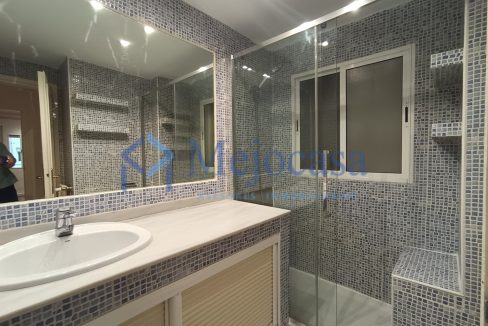 100180-09 Exclusivo piso en Moncloa en el Barrio de Argüelles.