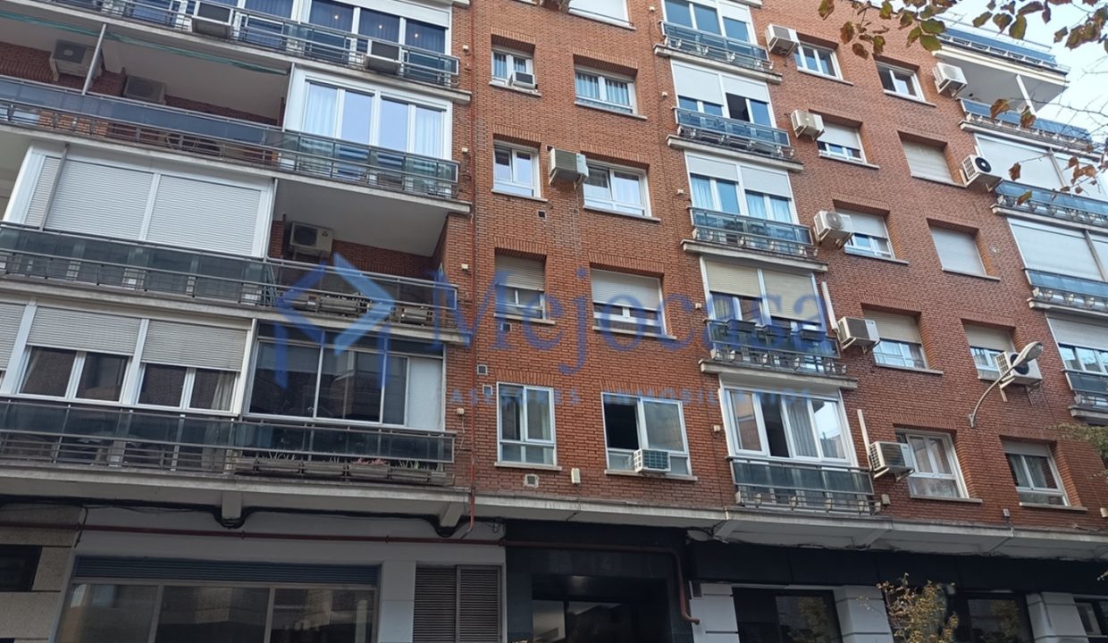 100180-15 Exclusivo piso en Moncloa en el Barrio de Argüelles.