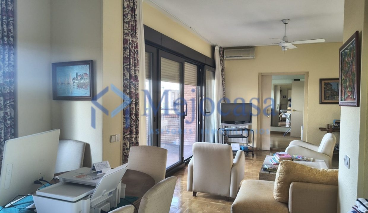 100184-11 Piso Exclusivo en Fuencarral-La Paz.