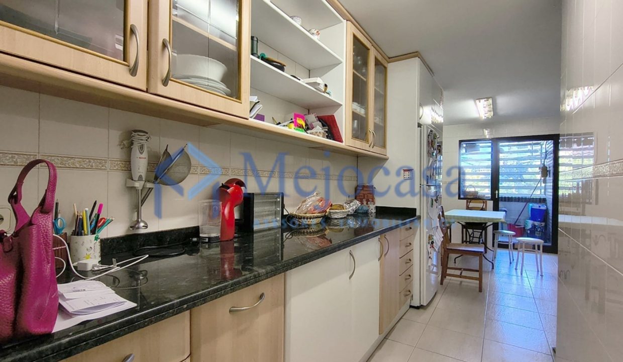 100184-15 Piso Exclusivo en Fuencarral-La Paz.