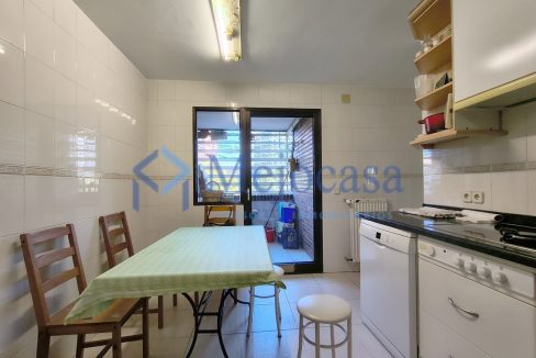 100184-16 Piso Exclusivo en Fuencarral-La Paz.