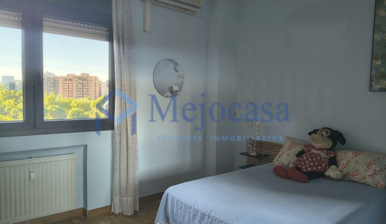 100184-22 Piso Exclusivo en Fuencarral-La Paz.
