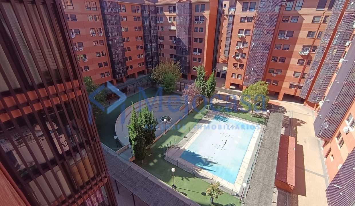 100186-01 Magnifica Piso completamente reformado