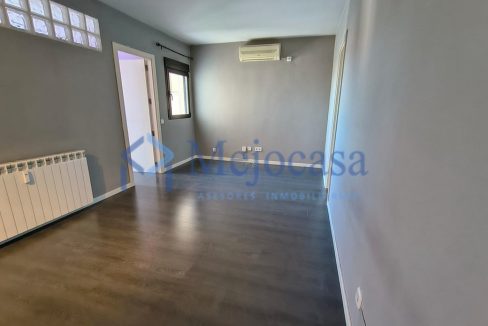 100354-02 Exclusivo Piso en Urbanización Residencial en Ciudad Lineal, en el Barrio de San Pascual.