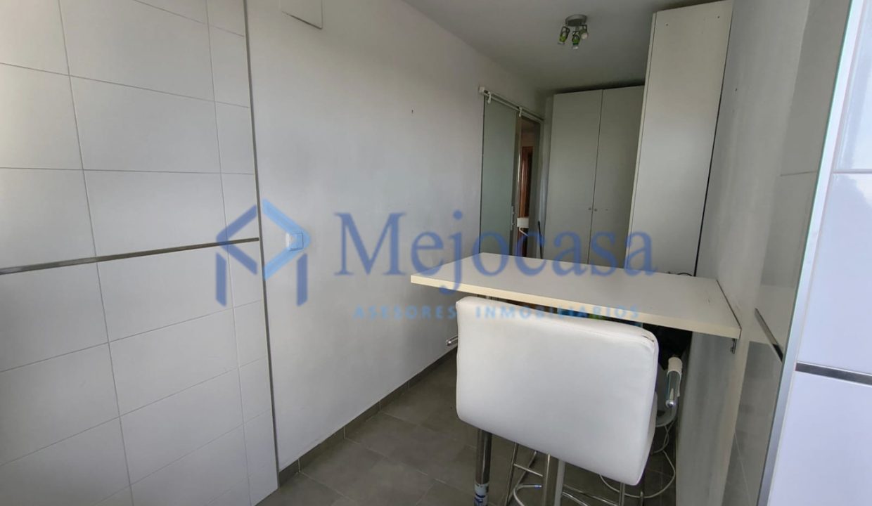 100354-06 Exclusivo Piso en Urbanización Residencial en Ciudad Lineal, en el Barrio de San Pascual.