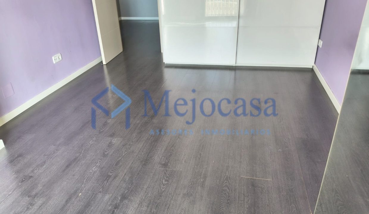 100354-09 Exclusivo Piso en Urbanización Residencial en Ciudad Lineal, en el Barrio de San Pascual.