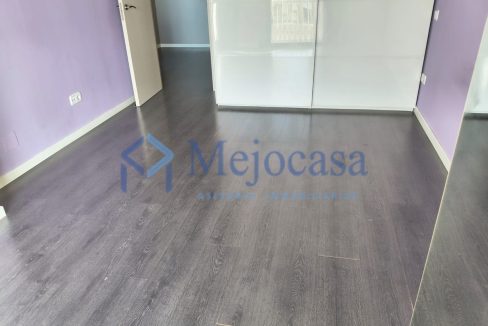 100354-09 Exclusivo Piso en Urbanización Residencial en Ciudad Lineal, en el Barrio de San Pascual.