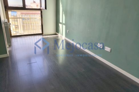 100354-10 Exclusivo Piso en Urbanización Residencial en Ciudad Lineal, en el Barrio de San Pascual.