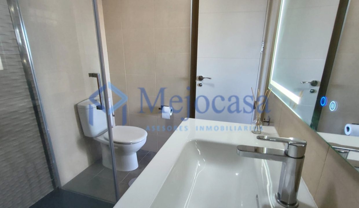 100354-13 Exclusivo Piso en Urbanización Residencial en Ciudad Lineal, en el Barrio de San Pascual.