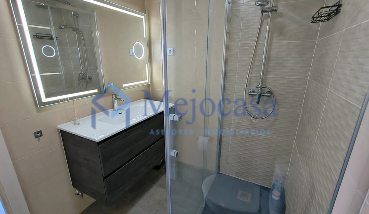 100354-14 Exclusivo Piso en Urbanización Residencial en Ciudad Lineal, en el Barrio de San Pascual.