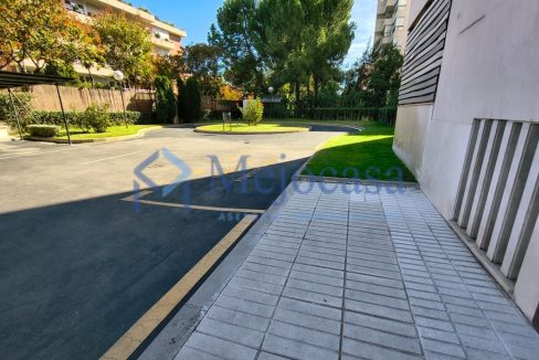 100354-24 Exclusivo Piso en Urbanización Residencial en Ciudad Lineal, en el Barrio de San Pascual.