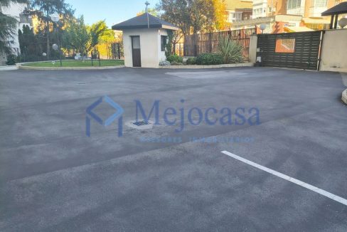 100354-26 Exclusivo Piso en Urbanización Residencial en Ciudad Lineal, en el Barrio de San Pascual.