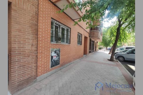 80997-25 Propiedad con inquilino, construida en el año 2009, Apartamento cercano a la calle Alcalá.