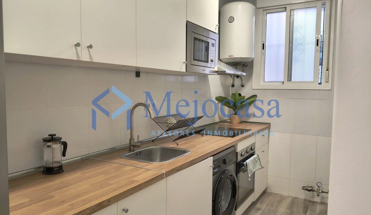 99589-03 Oportunidad de inversión o primera vivienda en Puerta del Angel.