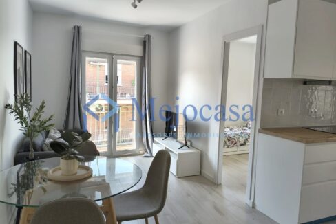 99606-01 Excelente oportunidad piso con terraza muy luminoso en Villaverde Bajo!