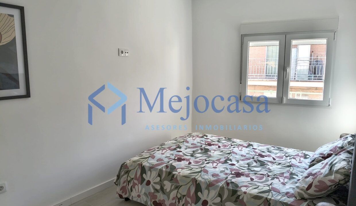 99606-10 Excelente oportunidad piso con terraza muy luminoso en Villaverde Bajo!