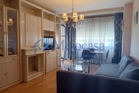99622-01 Fantástico piso, sólo actualizar, terraza abierta con vistas despejadas!