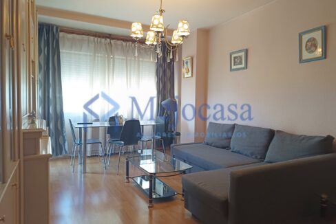 99622-02 Fantástico piso, sólo actualizar, terraza abierta con vistas despejadas!