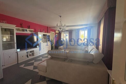 99695-05 Chalet Pareado en esquina en Meco.