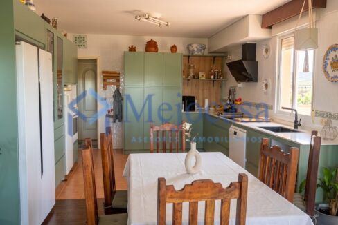 99695-07 Chalet Pareado en esquina en Meco.