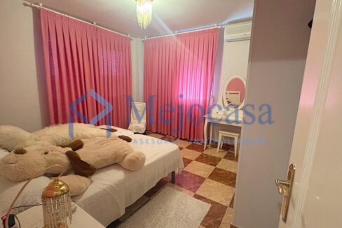 99695-10 Chalet Pareado en esquina en Meco.