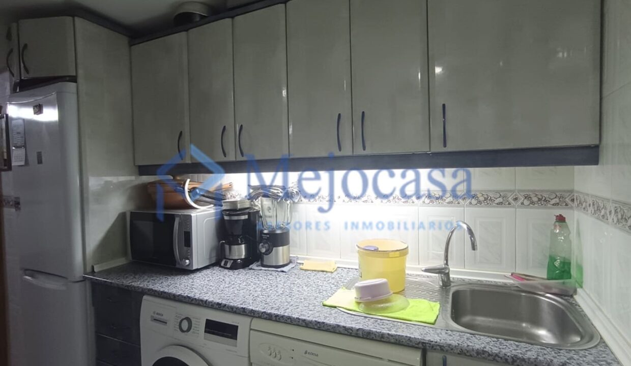 99816-02 Dúplex con una excelente distribución en Villaverde