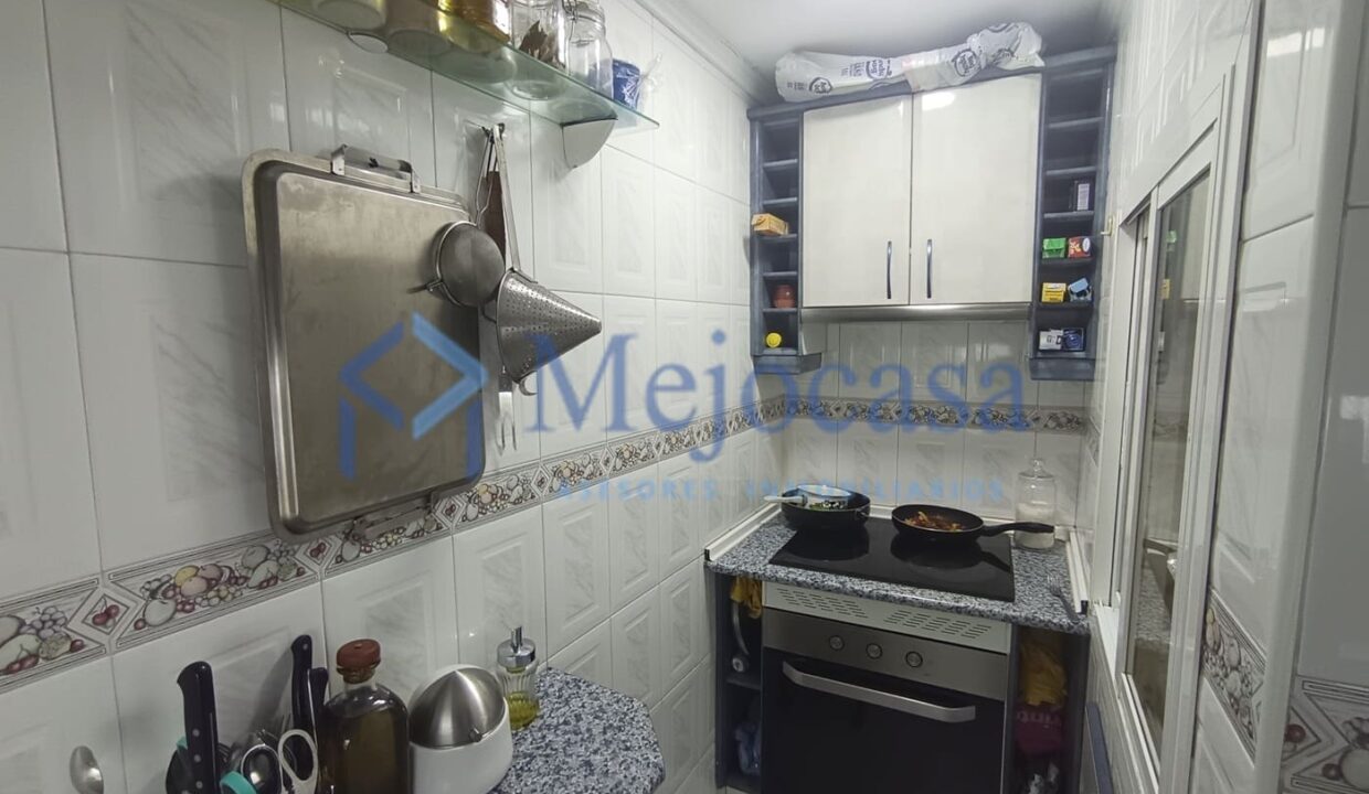 99816-03 Dúplex con una excelente distribución en Villaverde