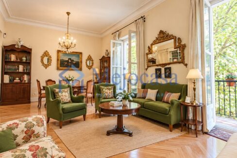 99823-02 Exclusiva vivienda con terraza en la emblemática 