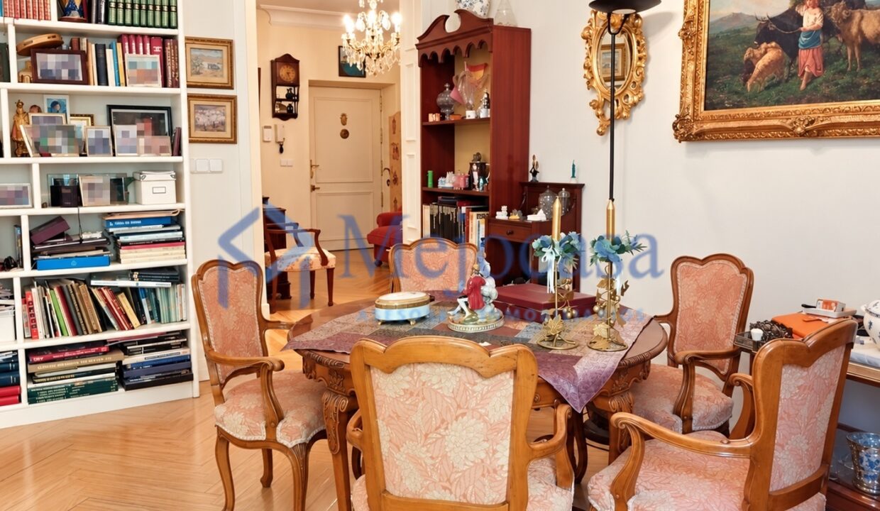 99823-06 Exclusiva vivienda con terraza en la emblemática 