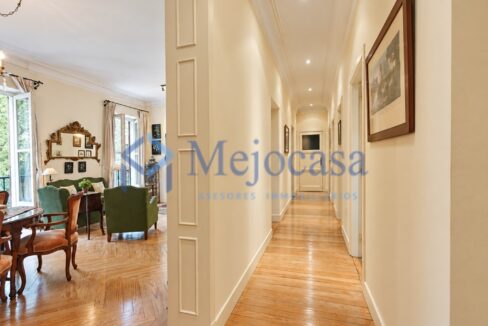 99823-07 Exclusiva vivienda con terraza en la emblemática 