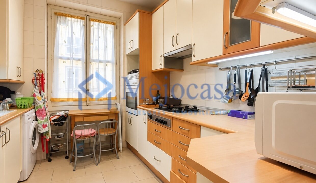 99823-08 Exclusiva vivienda con terraza en la emblemática 