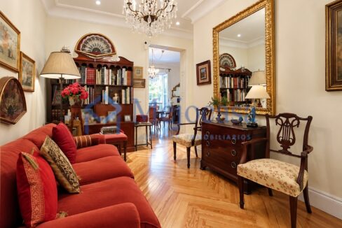 99823-22 Exclusiva vivienda con terraza en la emblemática 