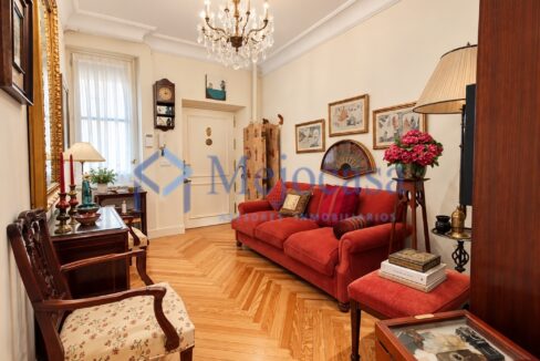 99823-23 Exclusiva vivienda con terraza en la emblemática 