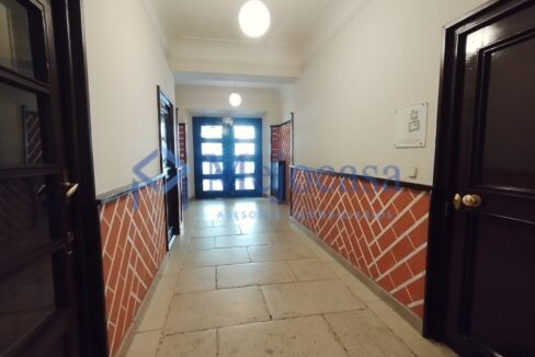 99823-27 Exclusiva vivienda con terraza en la emblemática 