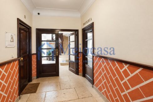 99823-28 Exclusiva vivienda con terraza en la emblemática 