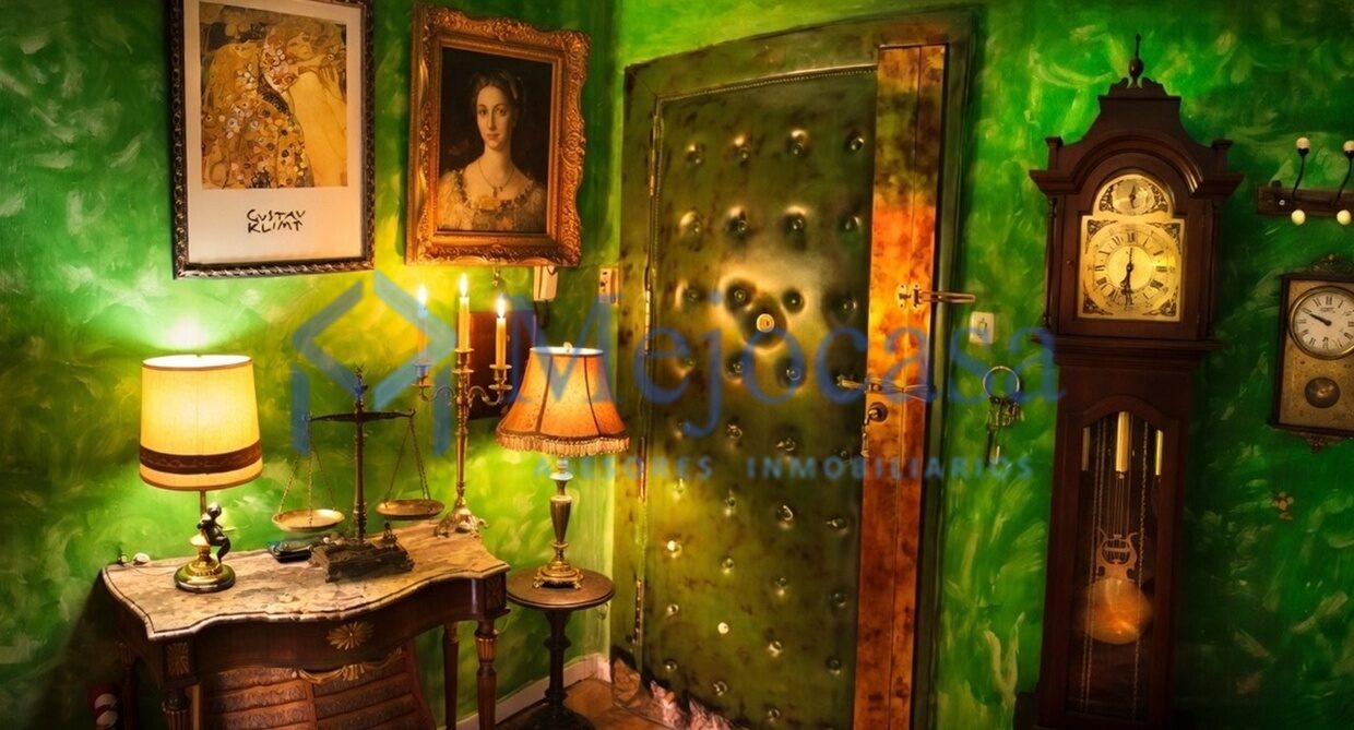 99863-11 Luminoso piso en el Barrio de la Concepción.