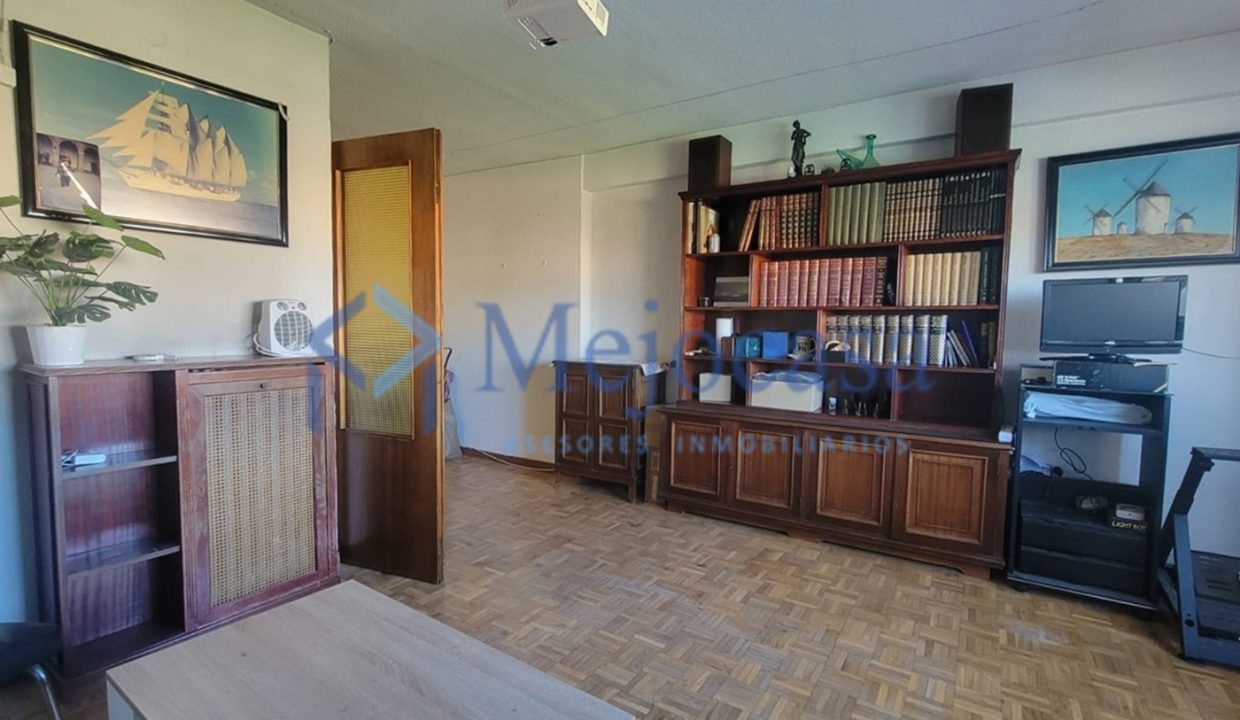 99927-03 Magnífico Piso de 3 plantas en el Barrio de la Concepción.
