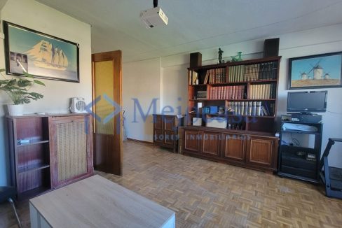 99927-03 Magnífico Piso de 3 plantas en el Barrio de la Concepción.