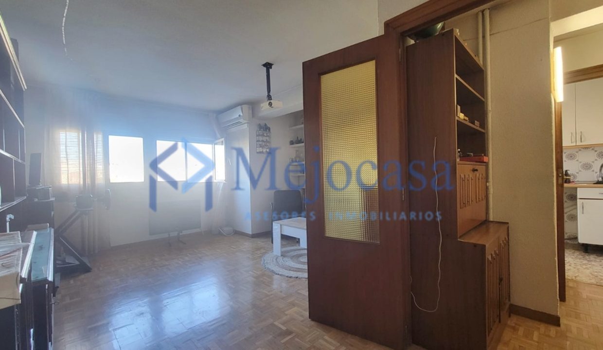 99927-04 Magnífico Piso de 3 plantas en el Barrio de la Concepción.