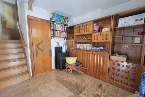 99927-09 Magnífico Piso de 3 plantas en el Barrio de la Concepción.
