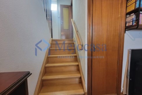 99927-11 Magnífico Piso de 3 plantas en el Barrio de la Concepción.