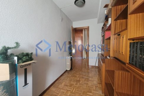 99927-19 Magnífico Piso de 3 plantas en el Barrio de la Concepción.