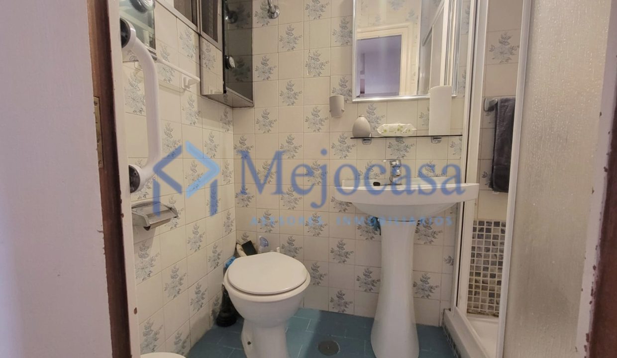 99927-21 Magnífico Piso de 3 plantas en el Barrio de la Concepción.