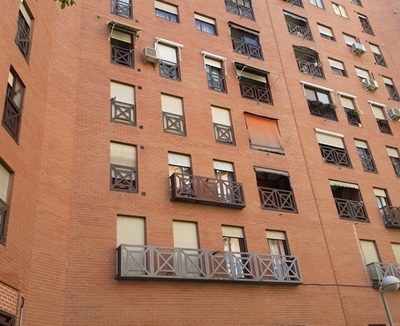 ID80266. Piso para reforma integral de 4 dormitorios con terraza en el Barrio de Hellín.38